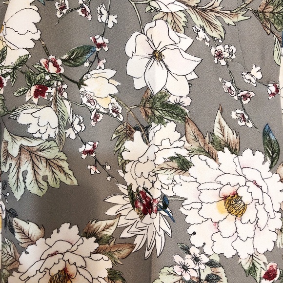 Zara Basic Gray Floral Print Pants - Picture 4 of 8